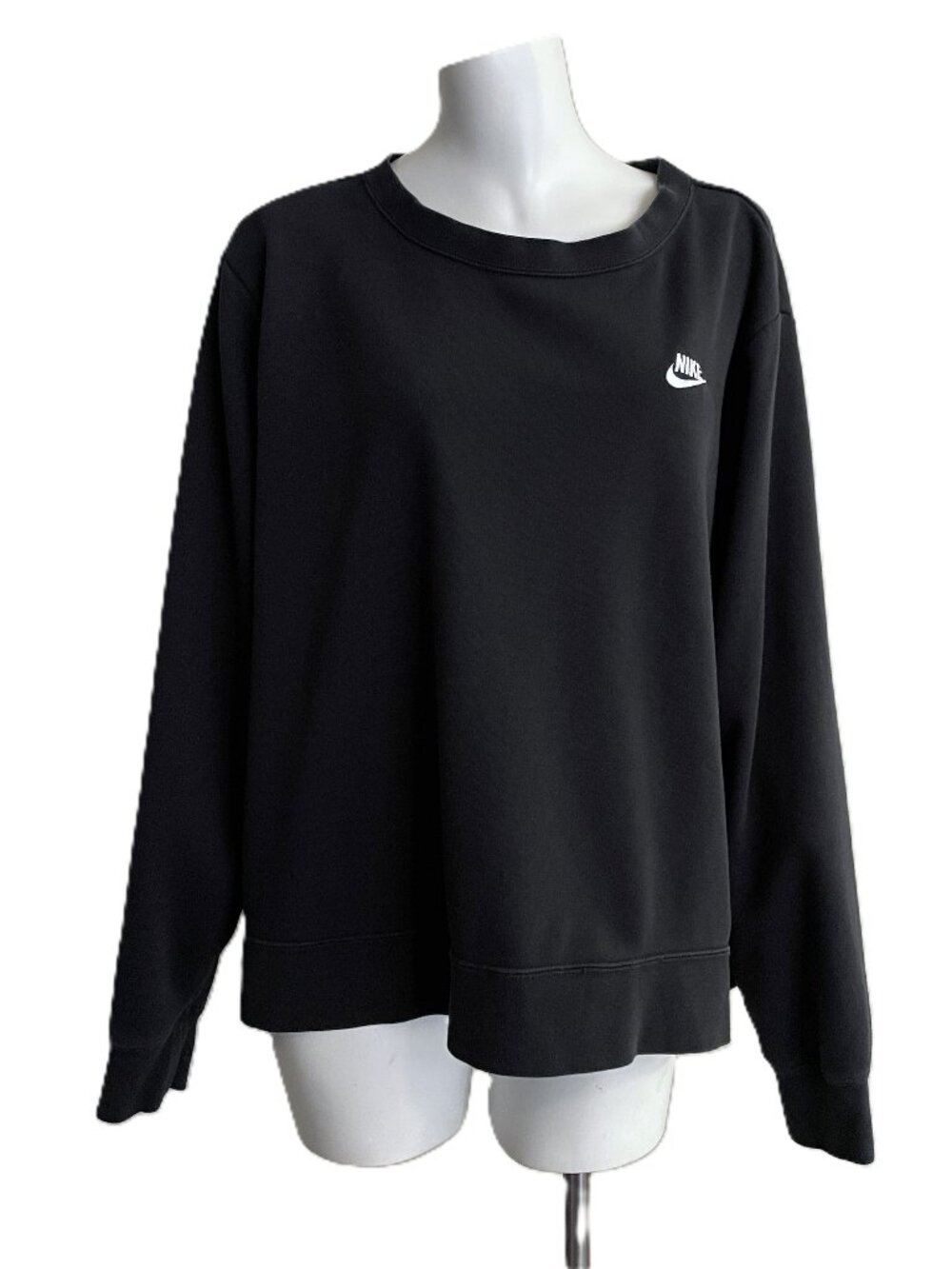 Nike Sweatshirt Women Plus Size 2X Black Embroidered Swoosh Logo Club Fleece